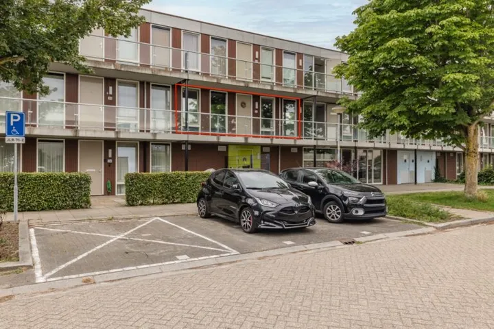 Appartement te koop: Grünewaldstraat 36, Tussen de Vaarten Z.- Zuidoost Almere