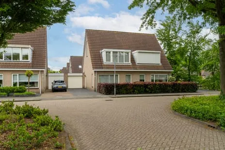 Tussenwoning te koop: Grutto 10, Vrijhoeve Sprang-Capelle