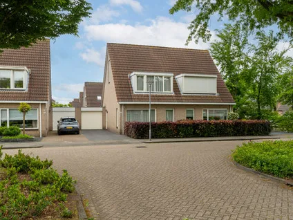 Tussenwoning te koop: Grutto 10, Vrijhoeve Sprang-Capelle