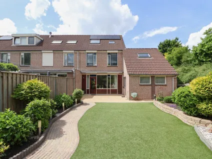 Corner house for sale: Grutto 36, Blokhuiswetering Bunschoten-Spakenburg