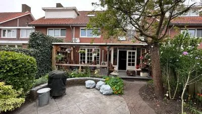 Tussenwoning te koop: Gruttosingel 10, 'S-Gravenhage