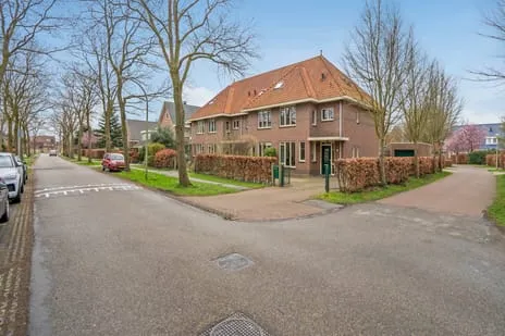 Hoekwoning te koop: Guirlande 17, Bosweide 'S-Gravenhage