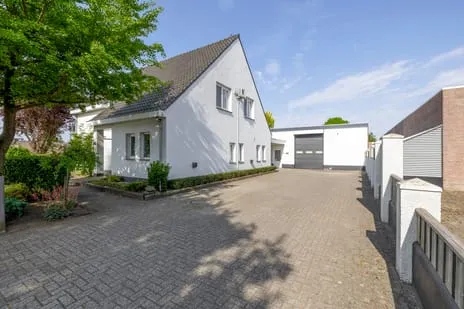 Twee-onder-één-kap te koop: Gulberg 15, Eeneind Nuenen