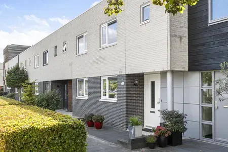 Tussenwoning te koop: Guldendreef 15, Woerden