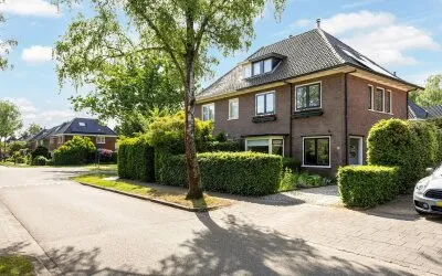 Twee-onder-één-kap te koop: Gunninglaan 43, Sprengenbos Apeldoorn