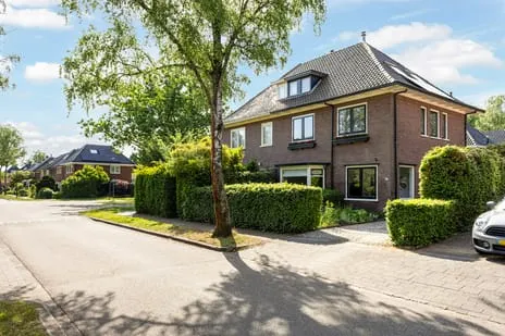 Twee-onder-één-kap te koop: Gunninglaan 43, Sprengenbos Apeldoorn