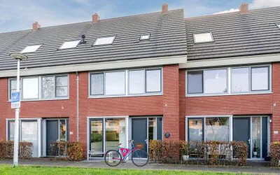 Tussenwoning te koop: Guus Vleugelplantsoen 23, Het Zand-Oost Utrecht