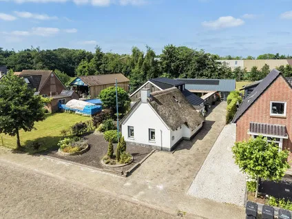 Vrijstaande woning te koop: H.G. van der Veenstrjitte 8, Driezum Driezum