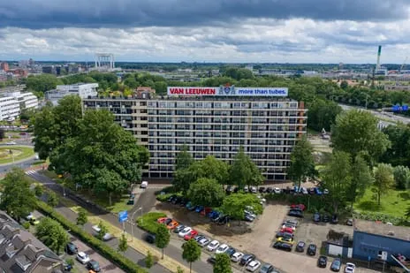 Apartment for sale: H. Kamerlingh Onnesstraat 126, Corridor-West Zwijndrecht