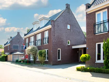 Twee-onder-één-kap te koop: H.W. Bentinckstraat 3, Diepenheim-Noord Diepenheim