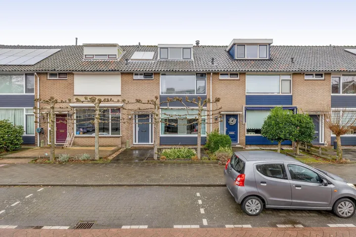 Tussenwoning te koop: H. Heijermanslaan 10, Vondelwijk Waddinxveen