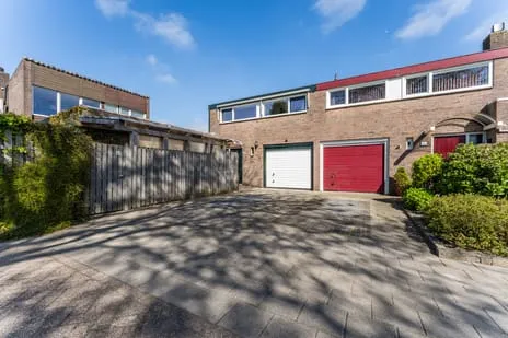 Tussenwoning te koop: H. Segherslaan 30, Schildersbuurt Noord Heerhugowaard