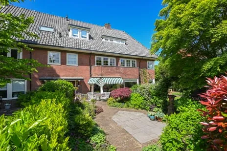 Tussenwoning te koop: H. Zwaardemakerstraat 13, Donderstraat Bussum
