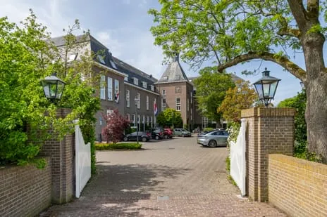 Appartement te koop: H.B.S.Laan 10, Oud-Beijerland Zeeheldenwijk Oud-Beijerland