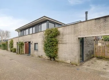 Tussenwoning te koop: H.J. Algrastraat 58, Amsterdam