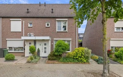 Hoekwoning te koop: Haagbeuk 61, Klingerberg-Noord Venlo