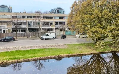 Tussenwoning te koop: Haaghuishof 4, Ouderzorg Leiderdorp