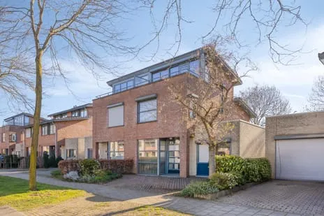 Twee-onder-één-kap te koop: Haagpoort 25, Rusheuvel Oss