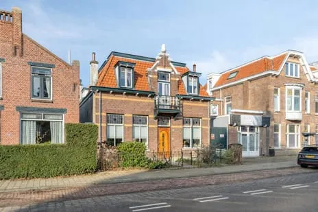 Vrijstaande woning te koop: Haagweg 272, Breda