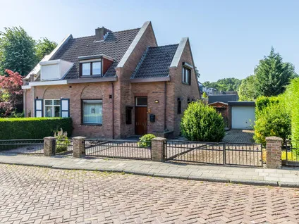 Twee-onder-één-kap te koop: Haansberg 17, Haansberg Brunssum