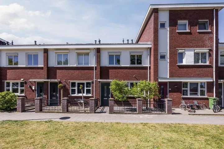 Tussenwoning te koop: Haansbergseweg 11, Rijen Zuid Rijen