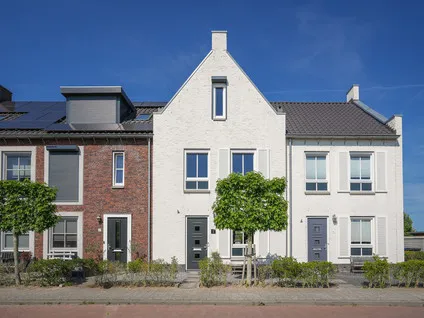 Tussenwoning te koop: Haarakker 7, Rhenoy Rhenoy