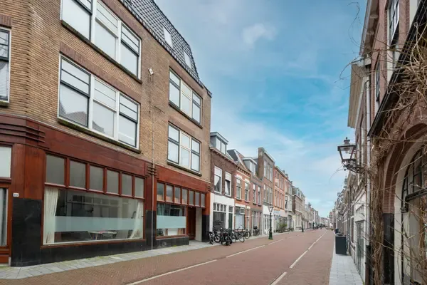 Studio te koop: Haarlemmerstraat 307B, Leiden