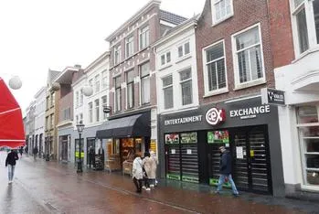 Appartement te huur: Haarlemmerstraat 93B, Leiden