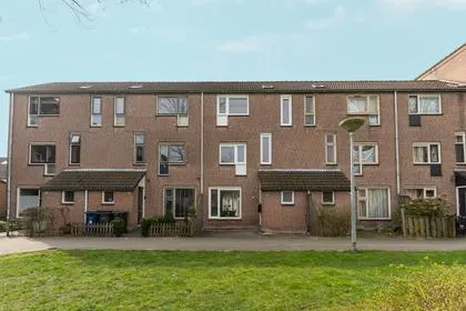 Tussenwoning te koop: Haarlemplein 30, Stedenwijk Midden-noord Almere