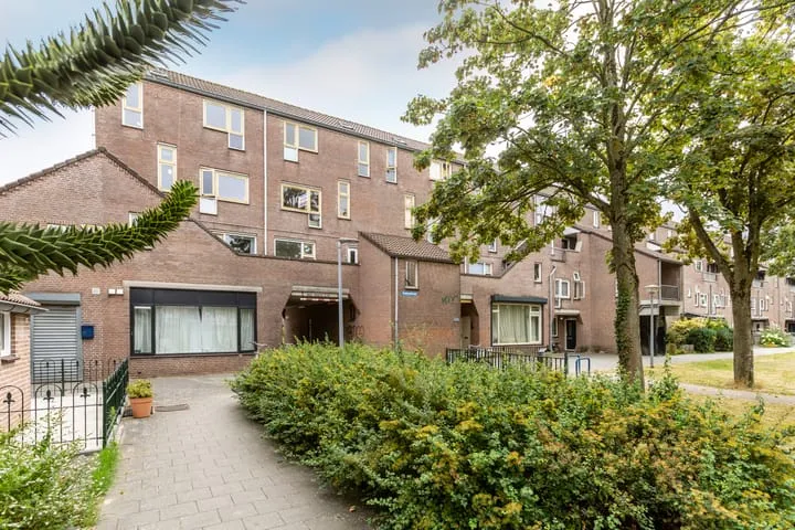 Appartement te koop: Haarlemplein 4, Stedenwijk Midden-noord Almere