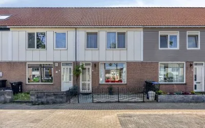 Tussenwoning te koop: Haarspitstraat 7, Werktuigenbuurt Purmerend