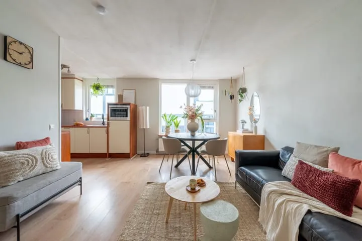 Apartment for sale: Haarstraat 100, Benedenstad Gorinchem