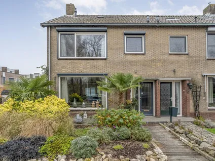 Twee-onder-één-kap te koop: Haatlanderdijk 15, Hanzewijk/Greente Kampen