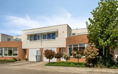 Tussenwoning te koop: Habsburglaan 75, Engelsbergen Eindhoven