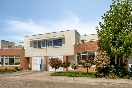 Tussenwoning te koop: Habsburglaan 75, Engelsbergen Eindhoven