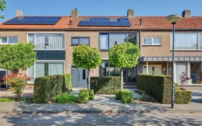 Tussenwoning te koop: Hadewychstraat 10, Molenstraat en omgeving Vught