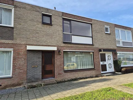 Tussenwoning te koop: Haesselderstraat 20, Geleen