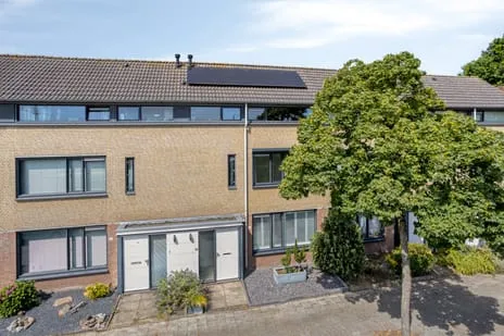 Tussenwoning te koop: Hageheldlaan 47, 't Hofke Eindhoven