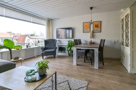 Appartement te koop: Hagelingerweg 101, Bloemenbuurt Santpoort-Noord