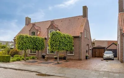 Twee-onder-één-kap te koop: Hagelkruisstraat 3, Erp Centrum Erp