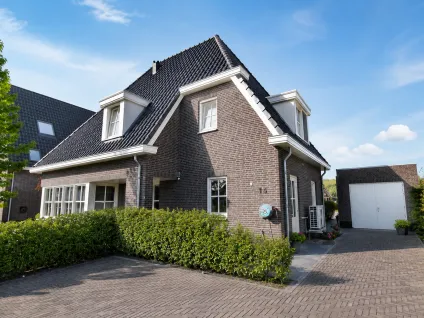 Vrijstaande woning te koop: Hagenduin 16, Buitenhof Lelystad
