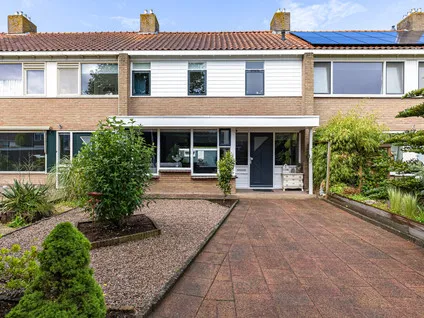 Tussenwoning te koop: Hagewyk 6, Drachten