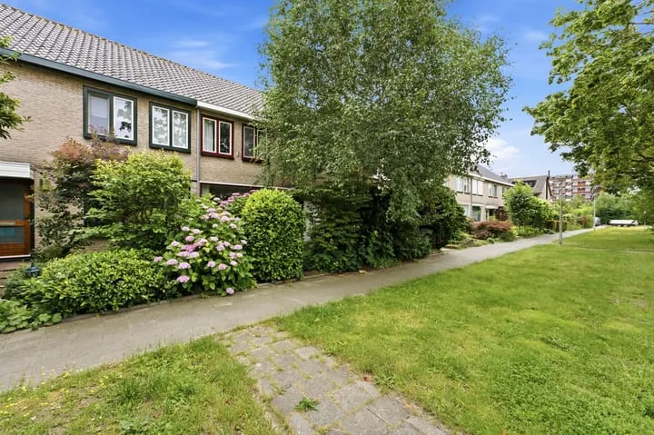Terraced house for sale: Halfweg 5, Kruiswiel Hendrik-Ido-Ambacht