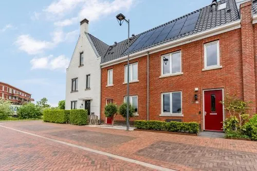 Tussenwoning te koop: Hallehuis 34, Buitengebied Voorthuizen Voorthuizen