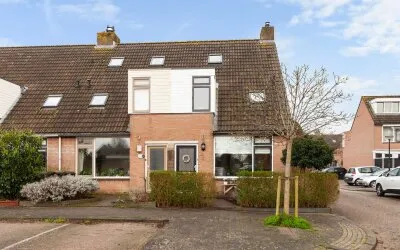 Hoekwoning te koop: Hallehuis 40, Giessendam-West Hardinxveld-Giessendam