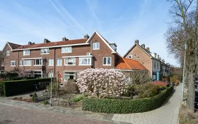 Hoekwoning te koop: Halmaheiraplein 4, Boeroestraat en omgeving Dordrecht