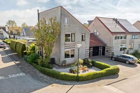 Hoekwoning te koop: Hamaritilaan 1, Ophemert Ophemert