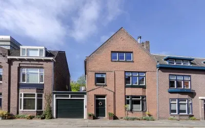 Tussenwoning te koop: Hamerstraat 10, Lindeveld Heerlen