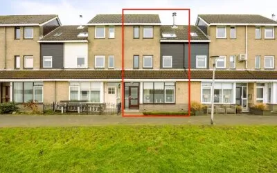 Tussenwoning te koop: Hammepad 19, Oud-Beijerland Spuioeverwijk Oud-Beijerland