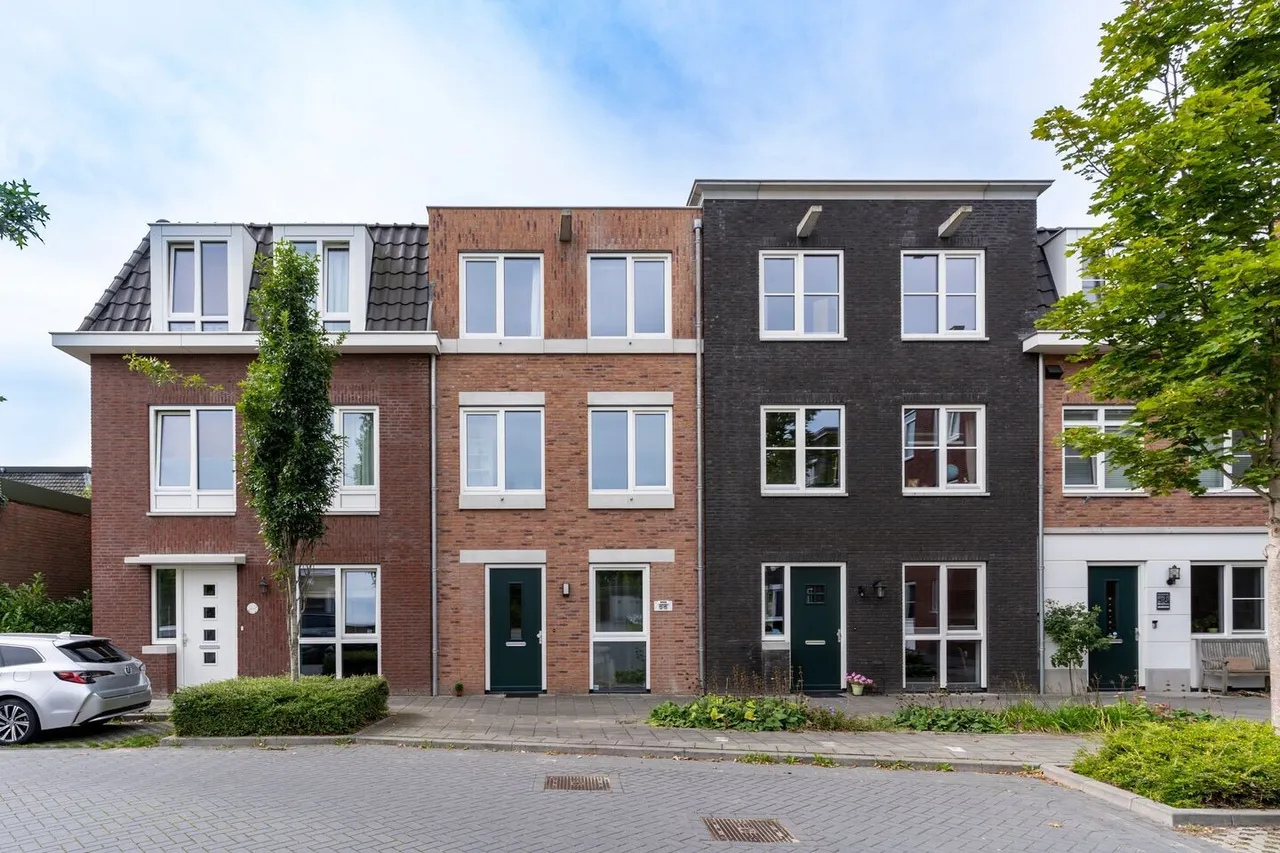 Tussenwoning te koop: Handelskade 13-15, Nieuwegein